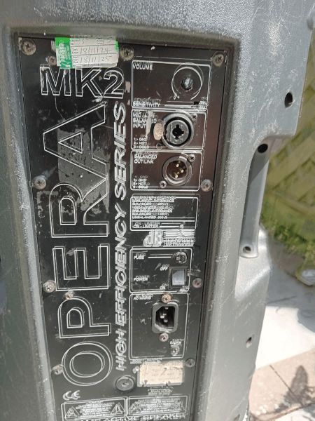 Two amplified active speakers for sale